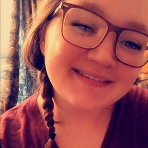 Meet your Posher, Kara